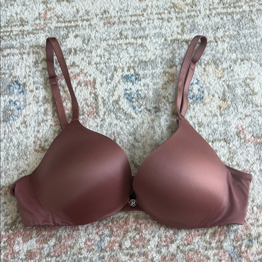 32B Victoria’s Secret push up bra